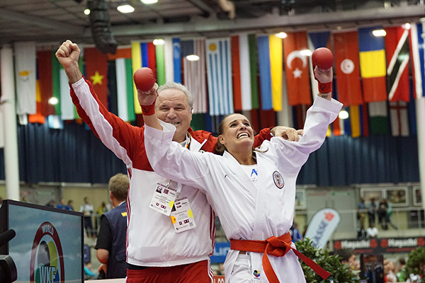 2016-10-26 Karate-WM Linz Alisa Buchinger im Finale