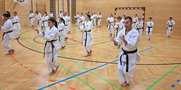 2025 02 22 Kata Lehrgang WA0062